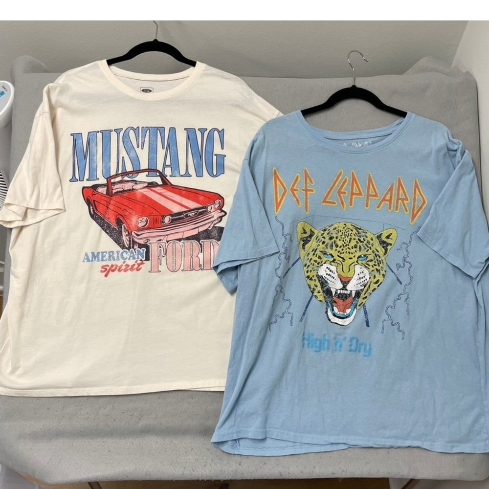 Ford Mustang & Def Leppard Graphic T-Shirt Bundle Womens XL 3XL White Blue Tee